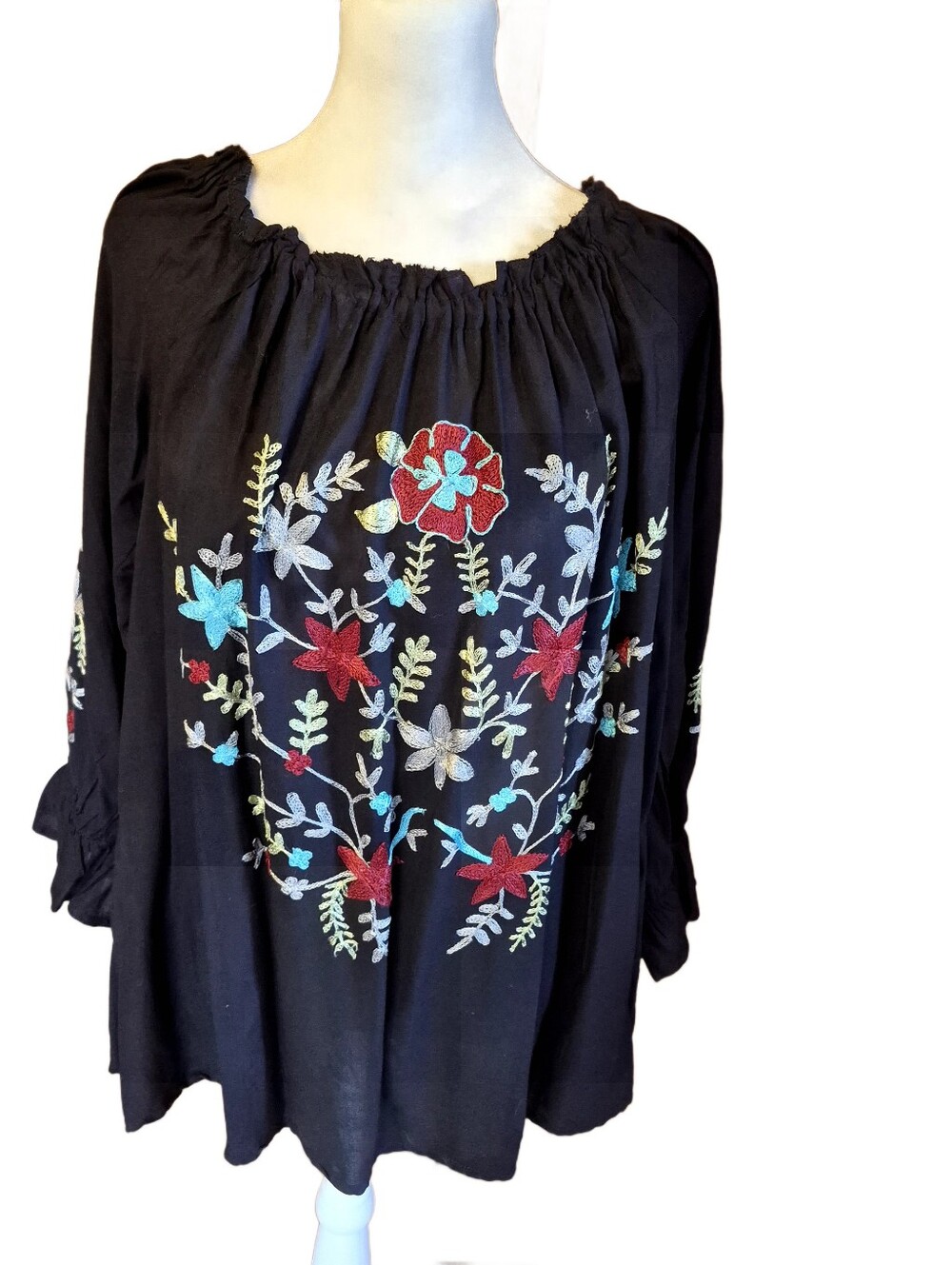 Angel Heart Black Embroidered Floral Peasant Tunic - Bohemian Style
